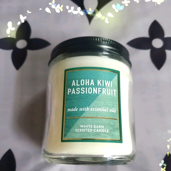 BBW ❤ Aloha Kiwi Passionfruit Candle